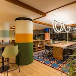 Hotel Avani Museum Quarter - Previously Nh Museum Quarter 4*