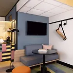 Hotel Avani Museum Quarter - Previously Nh Museum Quarter 4*