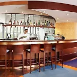 Hotel Avani Museum Quarter 4*