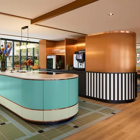 Avani Museum Quarter 4*