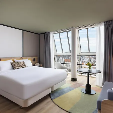 Avani Museum Quarter Hotell