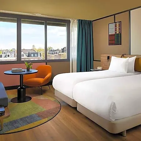 Avani Museum Quarter Hotel 4*