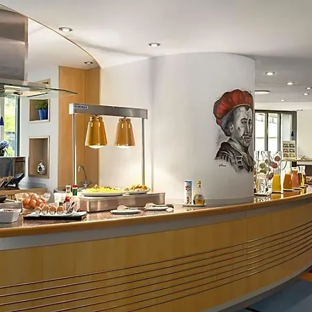 Avani Museum Quarter - Previously Nh Museum Quarter Hotel Amsterdam