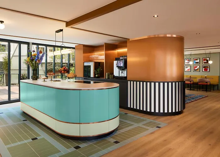 Avani Museum Quarter 4*