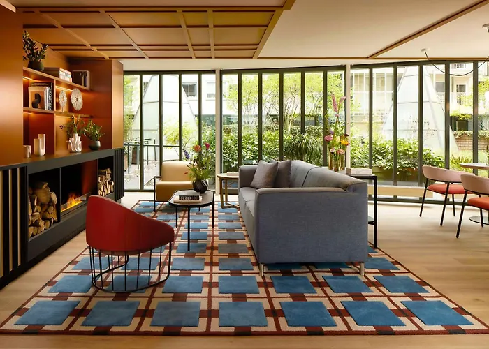 Hotel Avani Museum Quarter