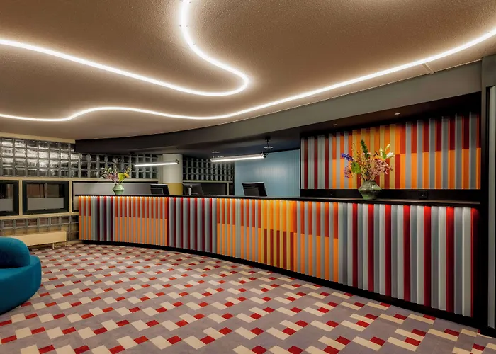 Avani Museum Quarter Hotel 4*