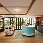 Avani Museum Quarter Hotel