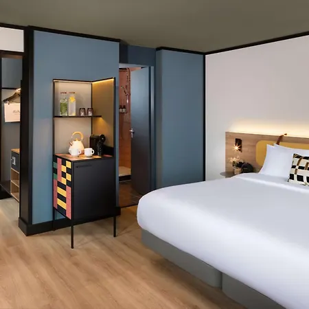 Hotell Avani Museum Quarter - Previously Nh Museum Quarter 4*