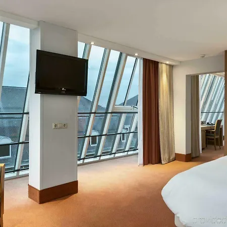 Avani Museum Quarter - Previously Nh Museum Quarter Hotell Amsterdam