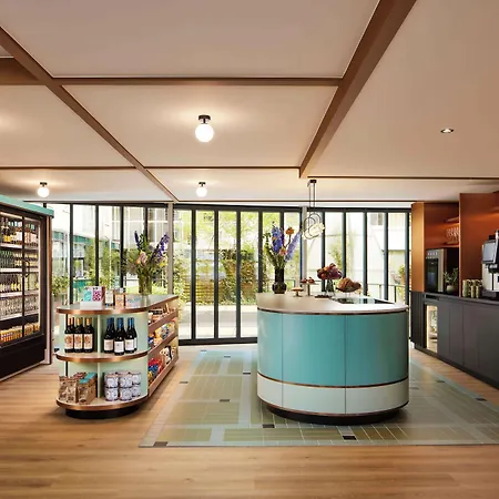 Avani Museum Quarter Hotel